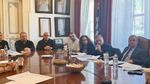 Ο Φίλιππος Φόρτωμας σε σύσκεψη εργασίας για τις συνέπειες της κακοκαιρίας στη Μύκονο