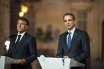 Στην Κύπρο ο Μητσοτάκης: Κρίσιμη συνάντηση με Μακρόν και Χριστοδουλίδη στην Πάφο