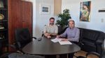 Υπογραφή σύμβασης για τσιμεντοστρώσεις στον Δήμο Πάρου