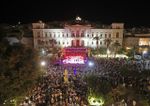 Με έντονα συναισθήματα ολοκληρώθηκε το 10ο Φεστιβάλ Ρεμπέτικου «Η Σύρα του Μάρκου Βαμβακάρη» – Ξεχώρισε η παρουσία της νέας γενιάς