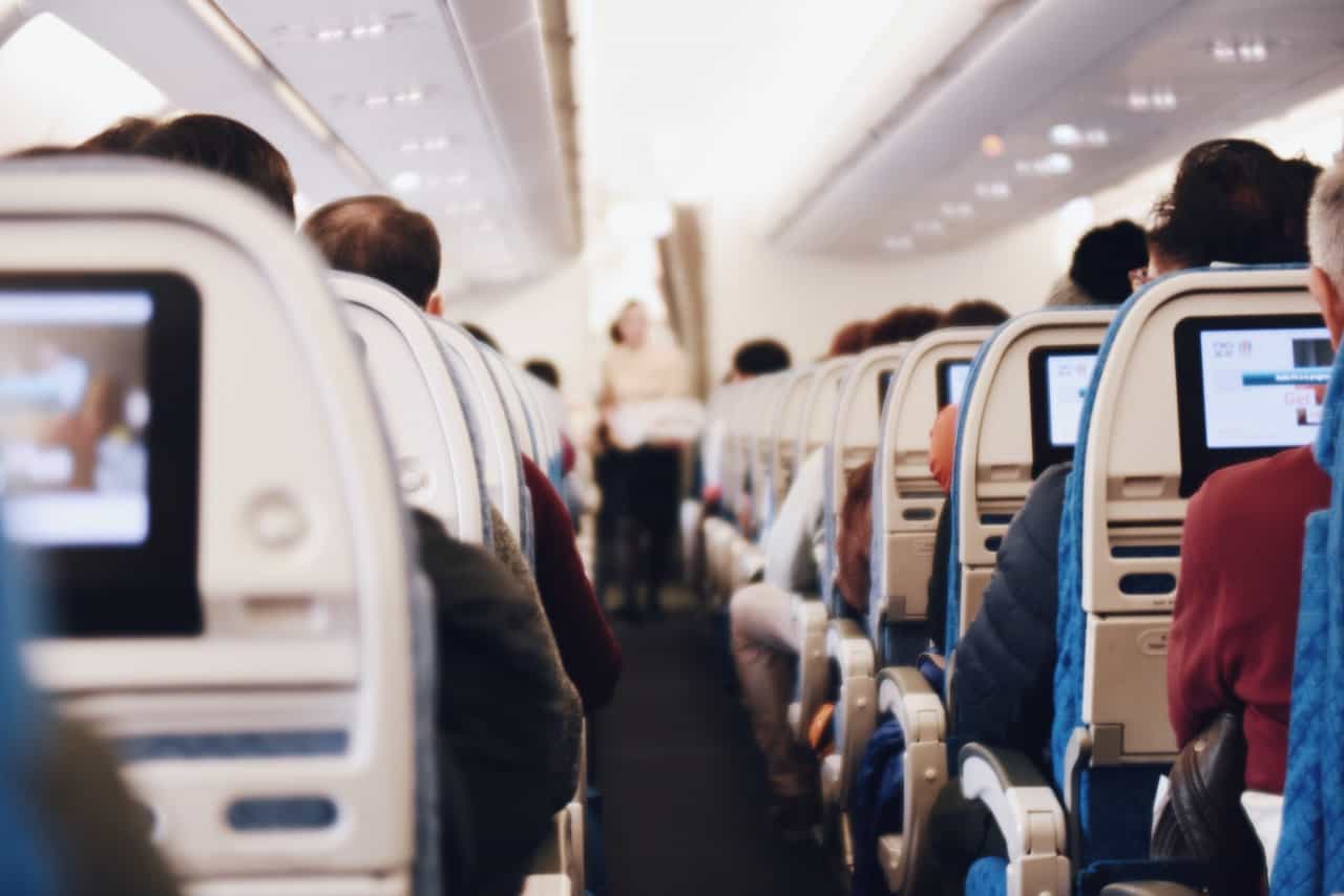 Ποιες θέσεις του αεροπλάνου είναι οι ασφαλέστερες;