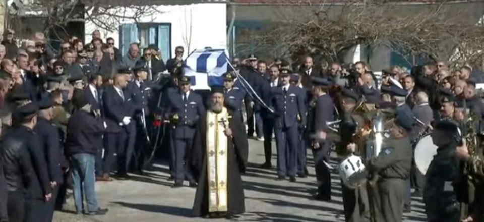 Oδύνη στην κηδεία του Ευστάθιου Τσιτλακίδη - Η οικογένεια θα μοιράσει μπομπονιέρες