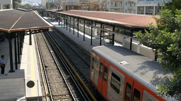 Σε απεργιακό κλοιό η χώρα - 24ωρη απεργία της ΑΔΕΔΥ και εργατικών κέντρων