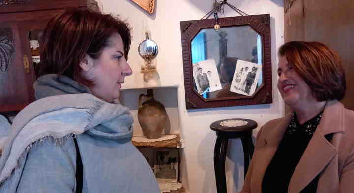 Eπίσκεψη της Μαρίας Χανιώτη στην Αντίπαρο
