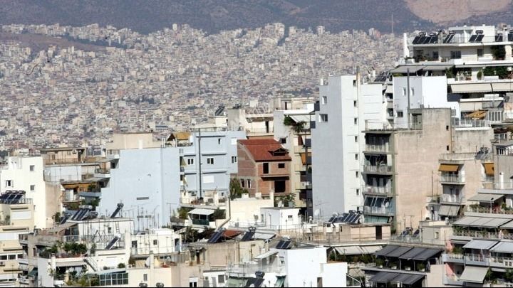 Περισσότεροι από 1 εκατ. ιδιοκτήτες ακινήτων δεν θα πληρώσουν ΕΝΦΙΑ το 2023