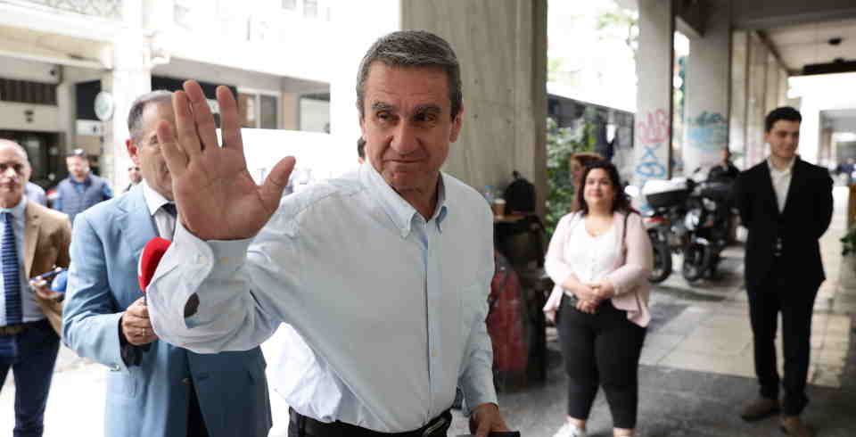 Γιατί έφυγε από το ΠΑΣΟΚ ο Ανδρέας Λοβέρδος - «Πολιτικοί οι λόγοι της παραίτησής μου»