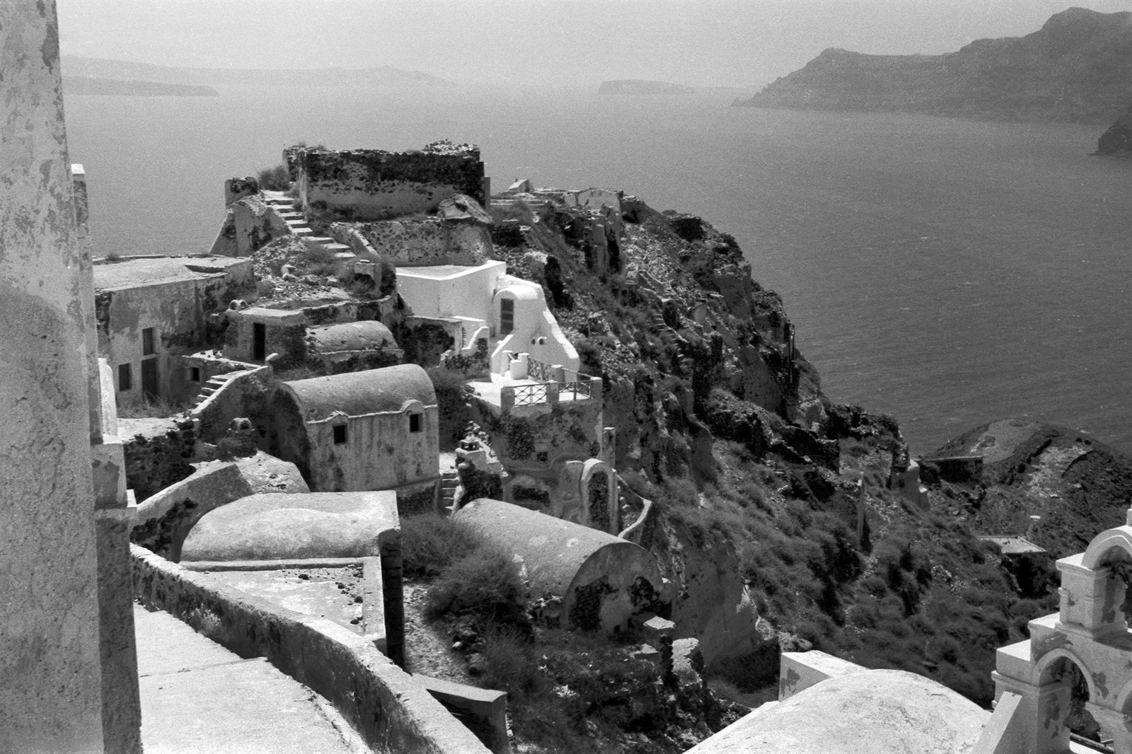 Η Σαντορίνη που δεν υπάρχει πια -Ανέκδοτο φωτογραφικό και αρχιτεκτονικό υλικό σε μια έκθεση