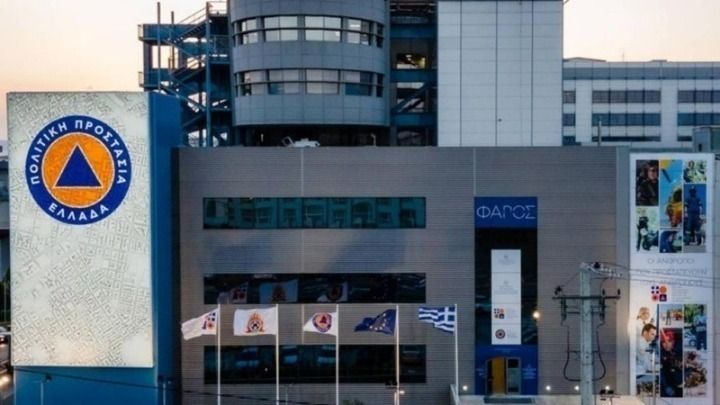 Σύσκεψη στο υπουργείο Κλιματικής Κρίσης για τον επερχόμενο καύσωνα