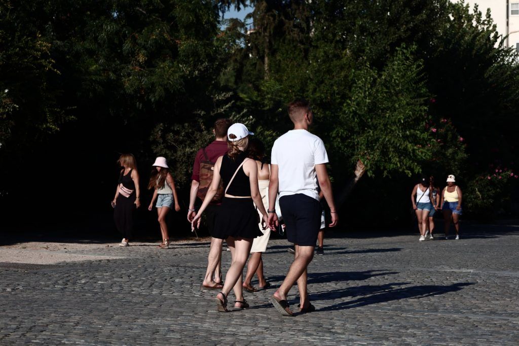 Ανεβαίνει ο υδράργυρος και εξασθενούν οι άνεμοι - Πού θα βρέξει