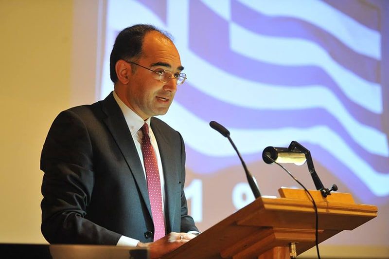 Κώστας Μπιζάς: «Θετική εξέλιξη η παρέμβαση του Υπουργού Εθνικής Οικονομίας
και Οικονομικών για τις ξαπλώστρες»