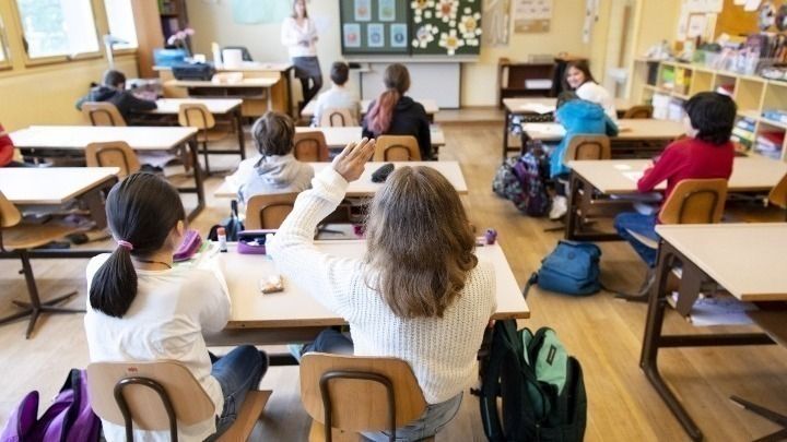 Από Τετάρτη σε ισχύ το «Καλάθι των Σχολικών Ειδών» - Αλλαγές και στο «Καλάθι του Νοικοκυριού»