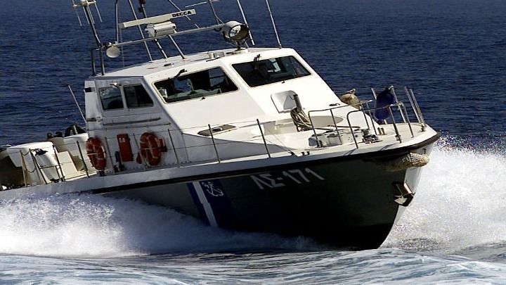 Βοηθητικό σκάφος θαλαμηγού προσέκρουσε σε ύφαλο στη Μύκονο - Ένας νεκρός