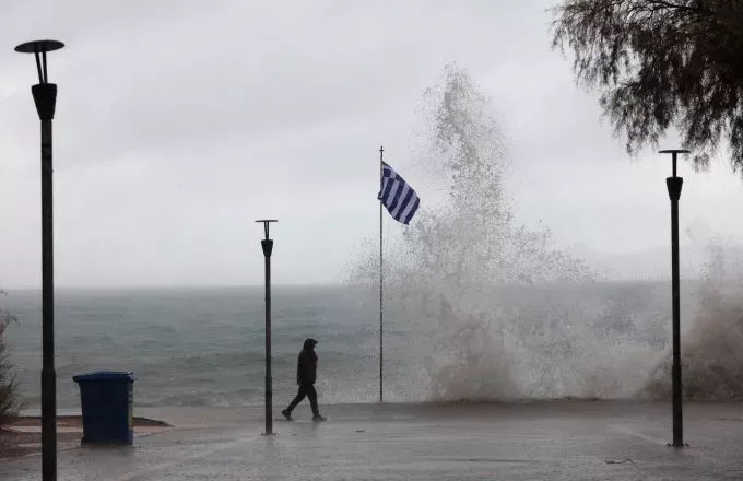Επιδείνωση του καιρού από τη Δευτέρα κυρίως στα δυτικά της Θεσσαλίας - Έκτακτη διϋπουργική σύσκεψη