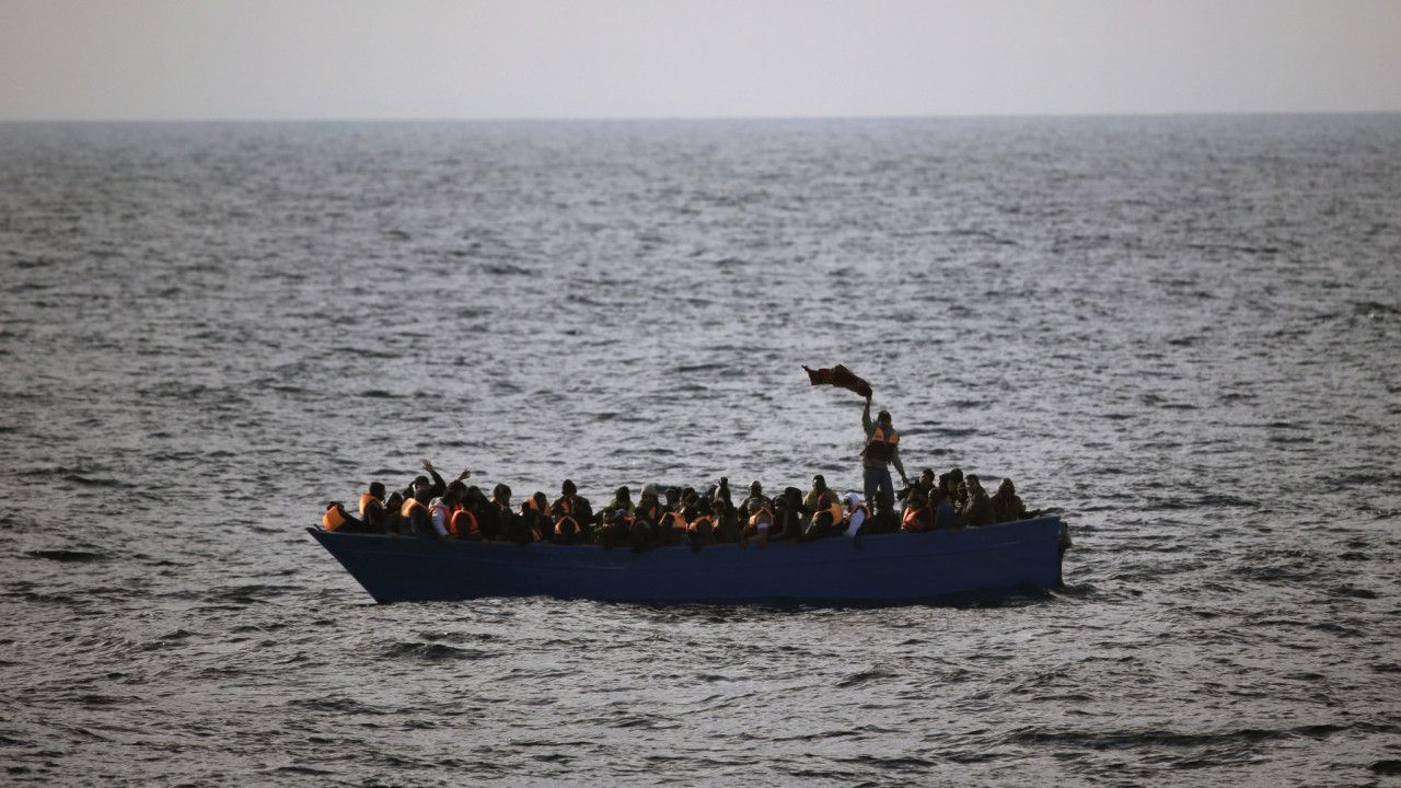 Συνελήφθη διακινητής παράτυπων μεταναστών