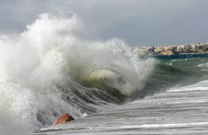 Θυελλώδεις πνέουν σήμερα οι άνεμοι στα πελάγη