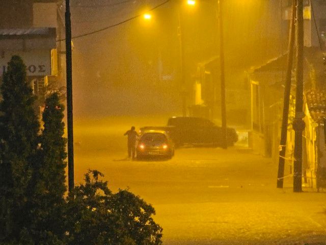 Κακοκαιρία Elias: Πλημμύρισαν ξανά οι δρόμοι στα Τρίκαλα, μεγάλες οι ζημιές στην Αχαΐα