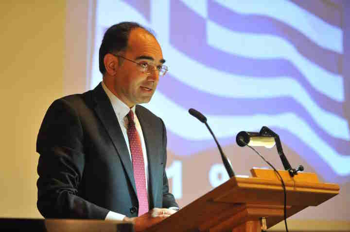 Μήνυμα του Eπάρχου Π.Ε. Πάρου Κώστα Μπιζά για την εθνική επέτειο