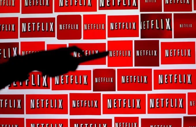 Netflix: Απέδωσε ο περιορισμός των κοινών κωδικών και ανακοινώνει αυξήσεις στη συνδρομή