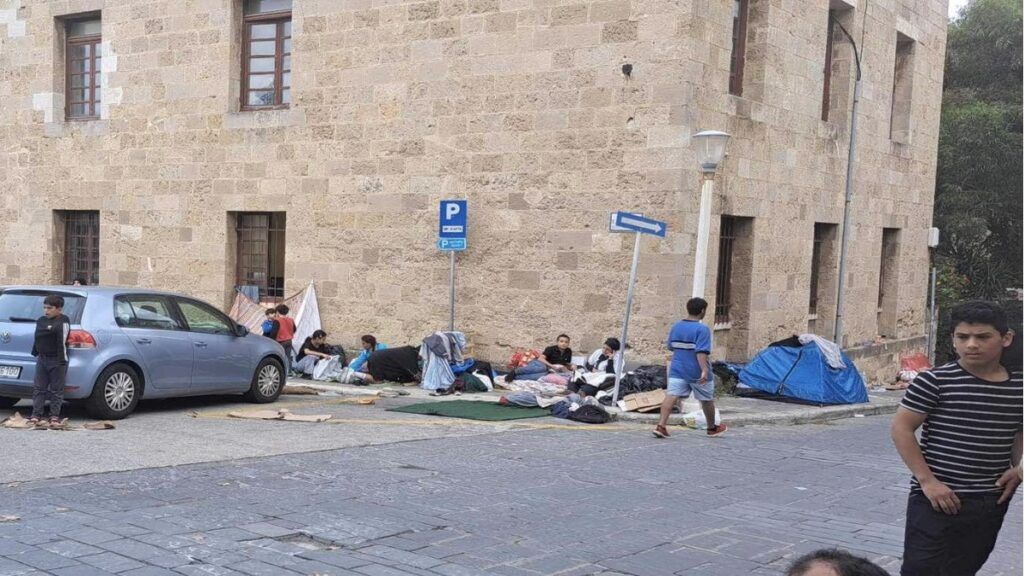 Στη Ρόδο αύριο οι υπουργοί Μετανάστευσης και Προστασίας του Πολίτη