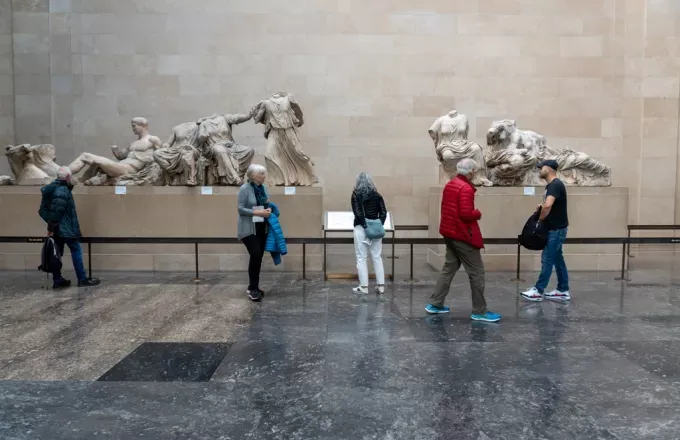 Guardian: Επιστρέψτε τα Γλυπτά του Παρθενώνα στην Αθήνα! Ανόητη η διαμάχη, ο Σούνακ κάνει σαν μικρό παιδί