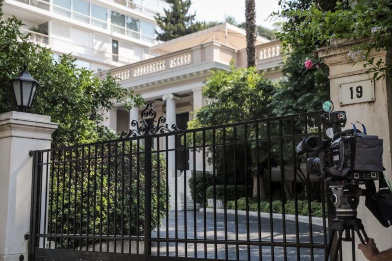Oι ανακοινώσεις από τον Π. Μαρινάκη για τις αλλαγές στο κυβερνητικό σχήμα (LIVE)