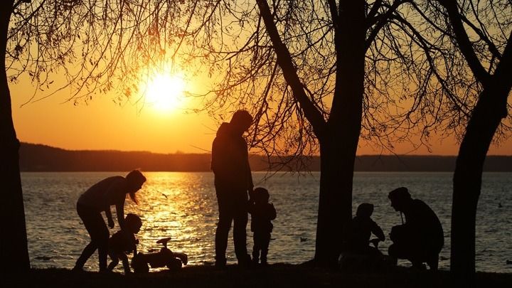 ΚΕΦΙΜ: Δεν υπάρχουν διαφορές ανάμεσα στα παιδιά που μεγαλώνουν από ομόφυλα ζευγάρια και τα υπόλοιπα παιδιά