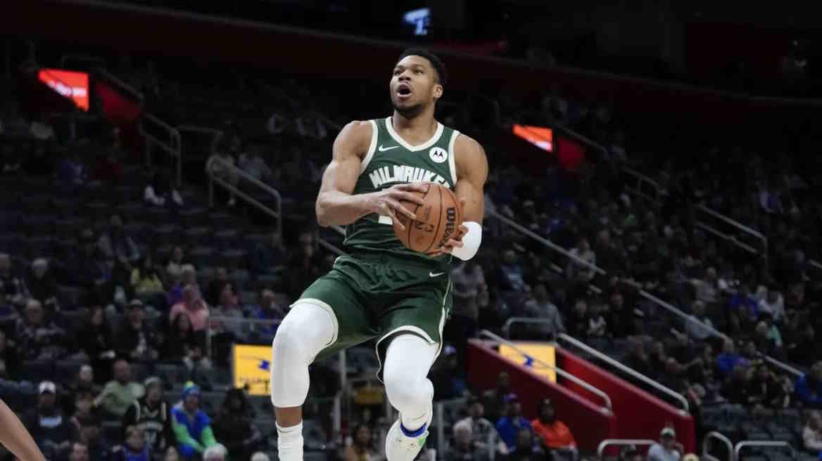 Αντετοκούνμπο: Το έκτο φετινό triple double έφερε τη νίκη στους Μπακς κόντρα στους Πίστονς