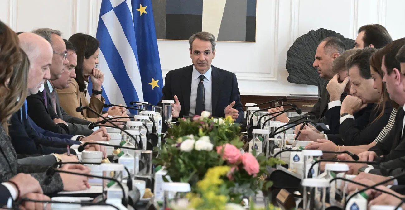 Μητσοτάκης: Νέα μέτρα αύριο κατά της ακρίβειας - Κλείνουμε την πόρτα της παρανομίας για τα αυθαίρετα