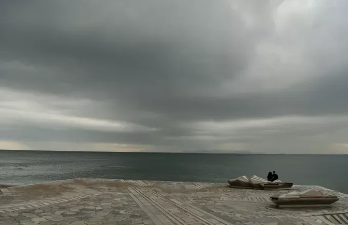 Συννεφιά και τοπικές βροχές σήμερα Τρίτη - Πού θα βρέξει