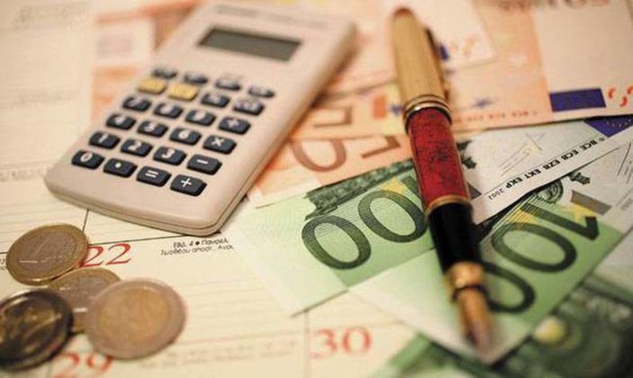 Κατώτατος μισθός: Μπορεί να φτάσει μέχρι και τα 1.259 ευρώ με τις τριετίες