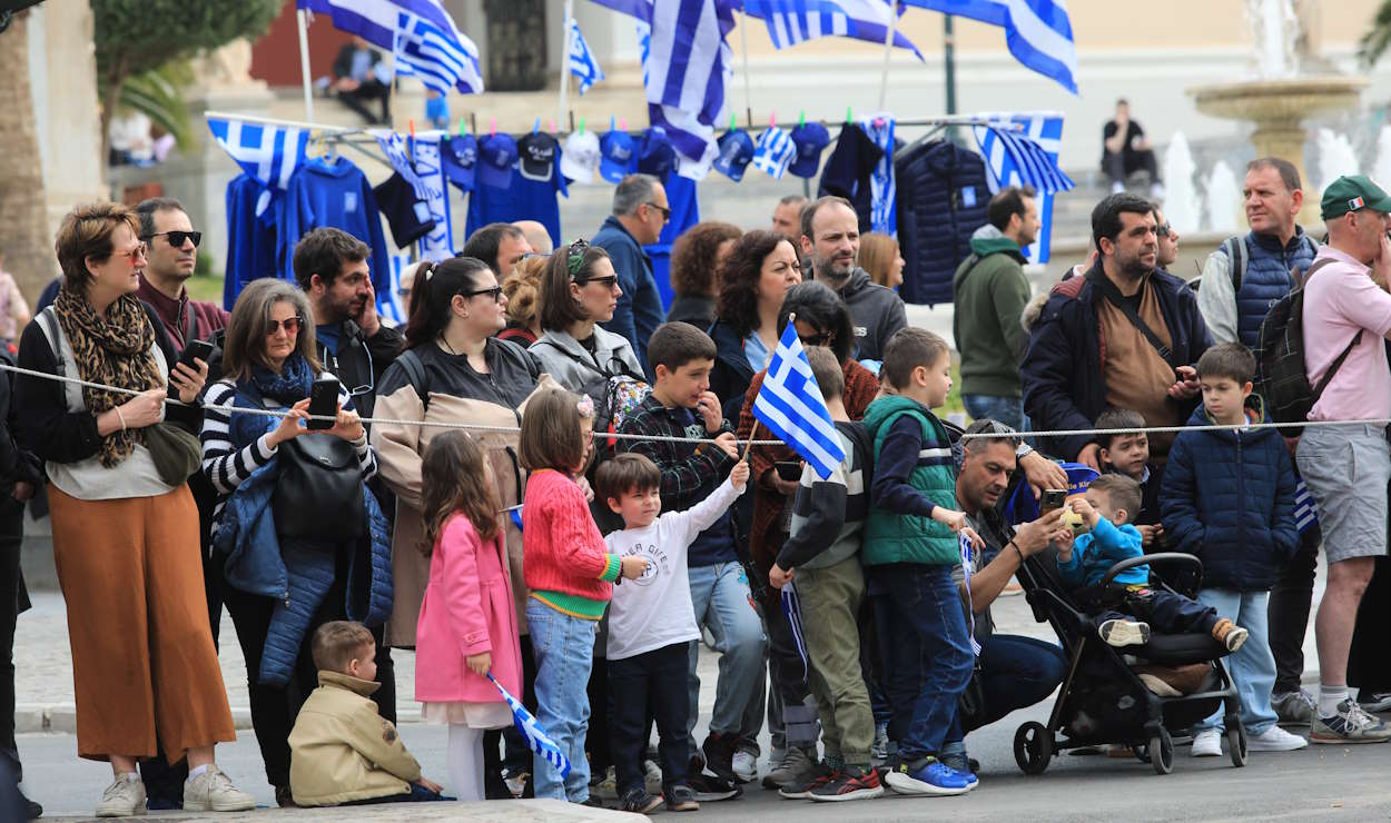 Δείτε live τη μεγάλη στρατιωτική παρέλαση της 25ης Μαρτίου στην Αθήνα