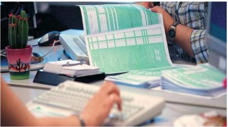 Φορολογικές δηλώσεις: Τα δύο κλειδιά που έφεραν τη μεγάλη «ανατροπή»