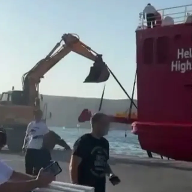 Ακινητοποιήθηκε λόγω βλάβης στην Αμοργό το Hellenic Highspeed