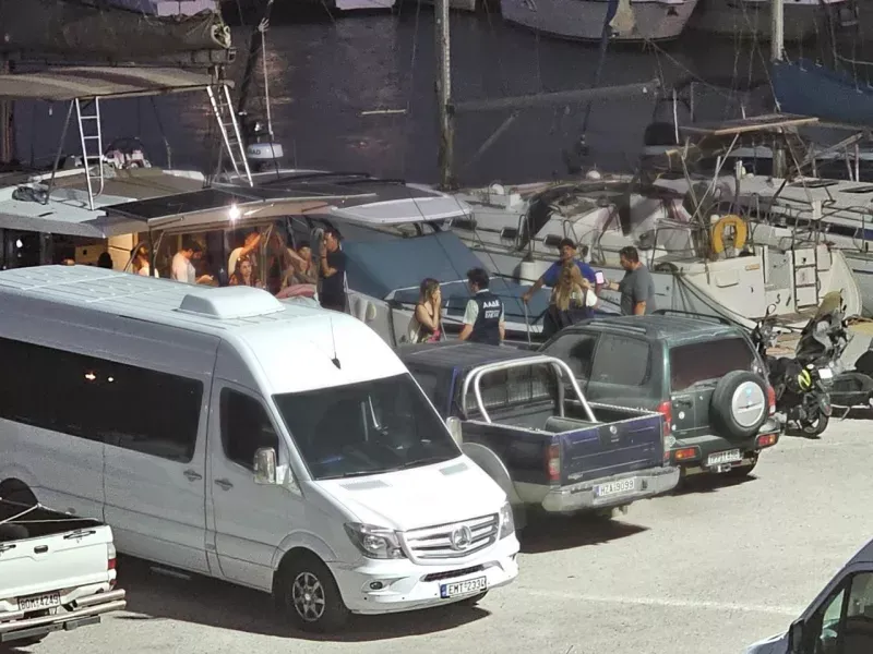 ΑΑΔΕ: Φοροδιαφυγή σε ημερόπλοια της Σαντορίνης