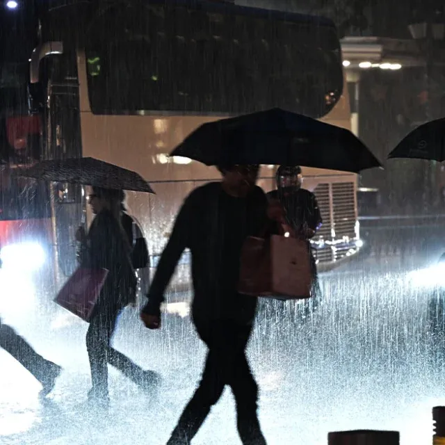 Προειδοποιητικά 112 για Κρήτη, Κυκλάδες, Μαγνησία, Λάρισα, Σποράδες, Χίο, Σάμο, Ικαρία, Δωδεκάνησα