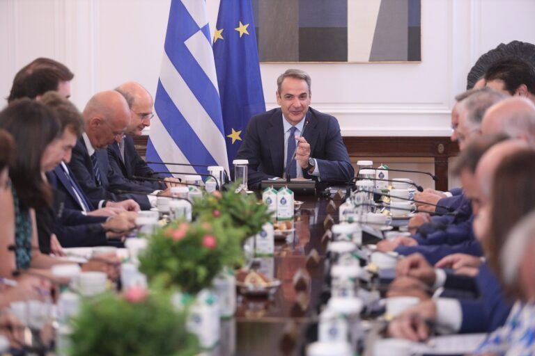 Συνεδριάζει σήμερα το Υπουργικό Συμβούλιο υπό τον Πρωθυπουργό – Τα επτά θέματα που θα συζητηθούν
