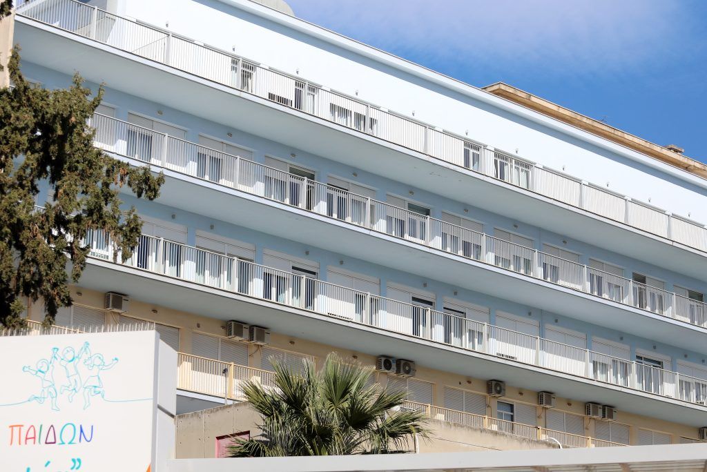 Ευχάριστα νέα για τον 13χρονο από τη Σύρο που νοσηλεύεται μετά από δάγκωμα οχιάς