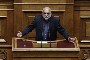 Περιοδεία του Νίκου Συμαρλένιου σε Σέριφο και Σίφνο