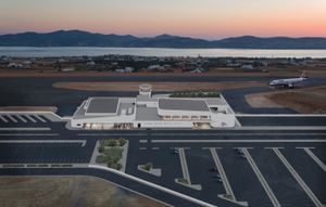 Η πρόταση της εταιρείας ebarchitects για το νέο αεροδρόμιο της Πάρου (Photos & Video)