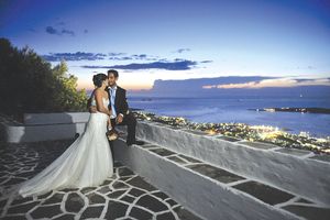 Προορισμοί για γαμήλιο τουρισμό η Πάρος και άλλα τρία νησιά