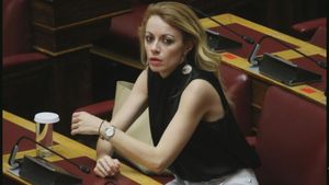 Ανεξαρτητοποιήθηκε - δεύτερη φορά -η βουλευτής του ΣΥΡΙΖΑ Αγγελική Αδαμοπούλου