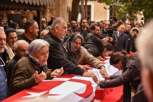 Toυρκία-σεισμός: Νεκρά τα εγγόνια του Ακίν που δολοφόνησε τον Σολωμό Σολωμού