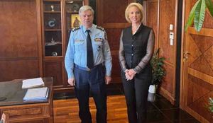 Η Κατερίνα Μονογυιού με το νέο Αρχηγό της Ελληνικής Αστυνομίας