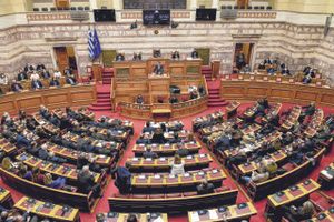 Οι 300 της Βουλής: Βαριές απώλειες για τον ΣΥΡΙΖΑ