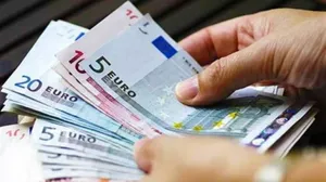 ΟΠΕΚΑ: Ποια επιδόματα καταβάλλονται σήμερα στους δικαιούχους