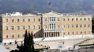 Ορκίζεται στις 11:00 η νέα Βουλή