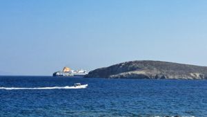 Χρυσή Ακτή: Θρίλερ με 42χρονο σέρφερ που αγνοείται