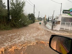 Κακοκαιρία «Daniel»: Νέο έκτακτο δελτίο από ΕΜΥ – Πού θα «χτυπήσουν» τα έντονα φαινόμενα