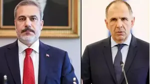 Στην Άγκυρα ο Γεραπετρίτης για τη συνάντηση με τον Φιντάν - Το μήνυμά του στη Milliyet