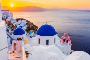 Η Σαντορίνη εντάσσεται στο ευρωπαϊκό πρόγραμμα της Etihad το καλοκαίρι 2024